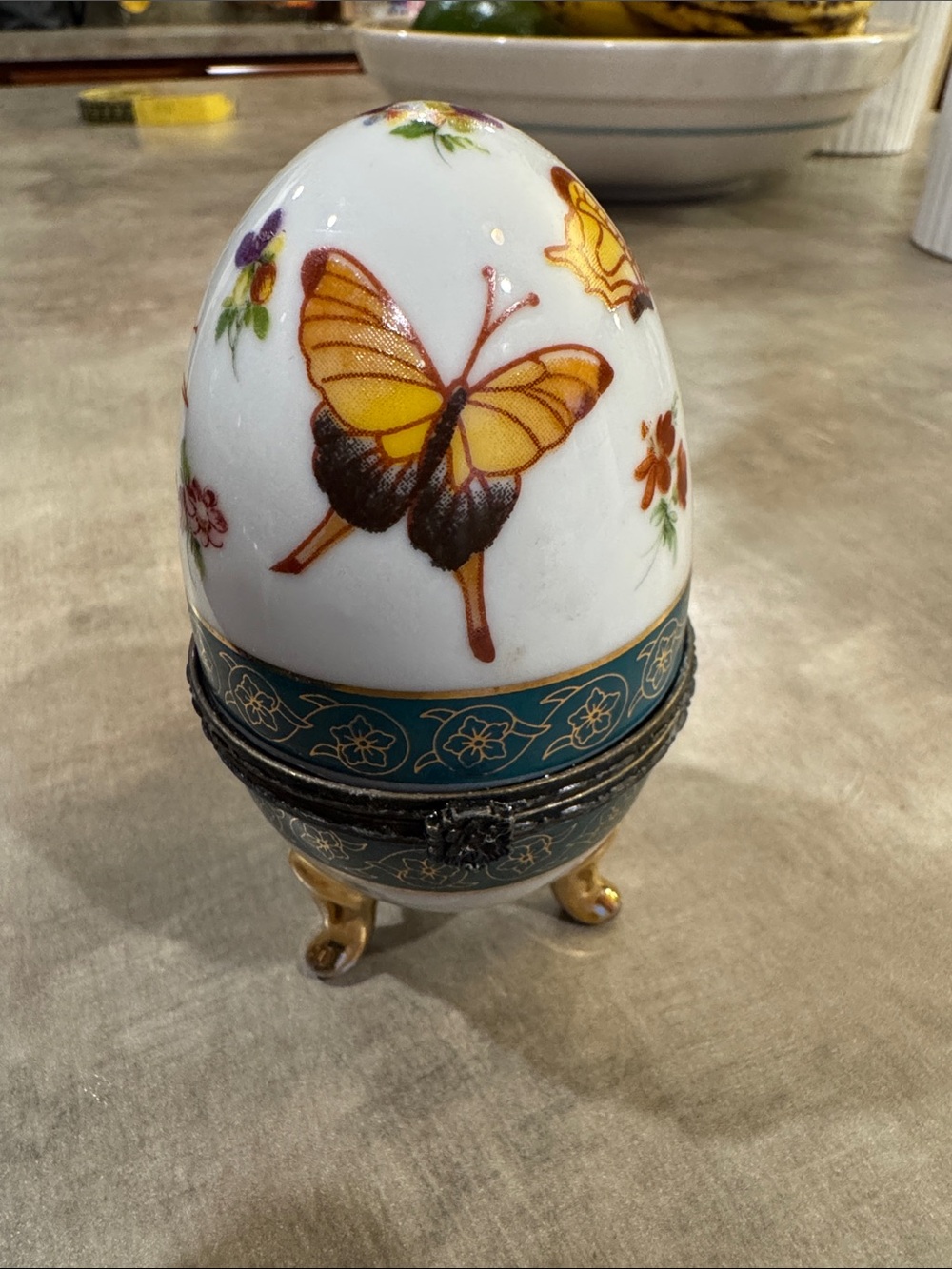Decorative Butterfly Egg Trinket Box - White and Gold